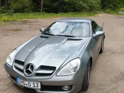 Gebraucht Mercedes SLK300 231 PS (169 kW) 2009 Silber Cabrio