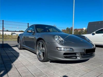 Porsche 911 Carrera 4