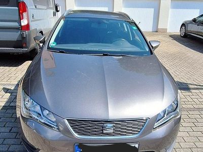Grau Gebraucht 2014 Seat Leon ST Kombi | 7.000 € (Fairer Preis)