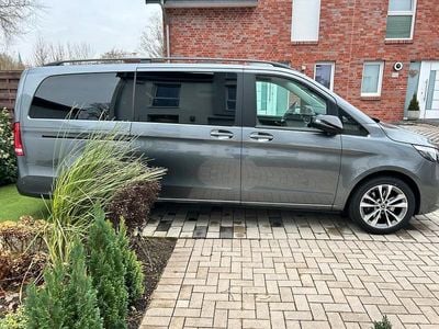 Mercedes V250