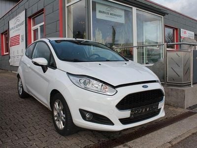 Gebraucht Ford Fiesta SYNC Edition 101 PS (74 kW) 2017 Weiß Limousine
