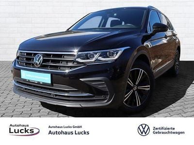 Gebraucht VW Tiguan Move 150 PS (110 kW) 2023 Schwarz (deep black perleffekt) SUV