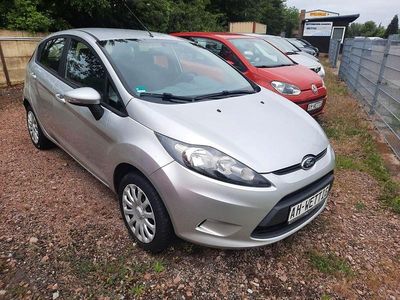 Silber Gebraucht 2010 Ford Fiesta Trend Kleinwagen | 4.999 € (Etwas zu teuer)