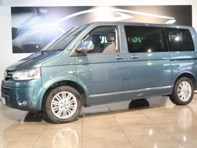 Gebraucht VW Multivan Cup 179 PS (131 kW) 2014 Grün Van / Kleinbus