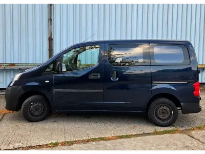Gebraucht Nissan NV200 86 PS (63 kW) 2010 Blau Van / Kleinbus
