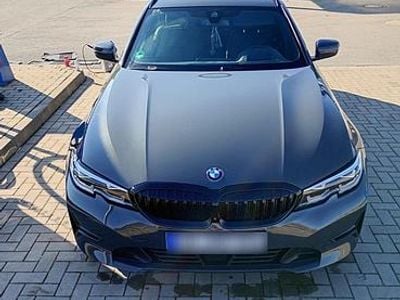 Second-hand BMW 318 150 CP (110 kW) 2021 Gri Break