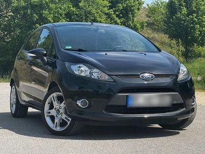 Schwarz Gebraucht 2012 Ford Fiesta Trend Kleinwagen | 4.799 € (Fairer Preis)