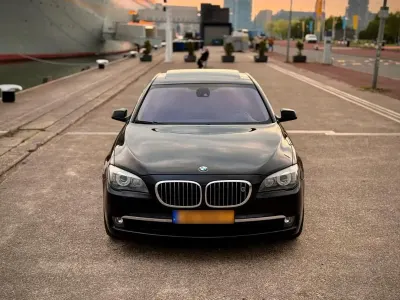 Gebraucht BMW 750 Comfort Edition 409 PS (300 kW) 2010 Schwarz Limousine