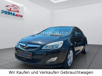Gebraucht Opel Astra Edition 87 PS (63 kW) 2010 Schwarz Limousine