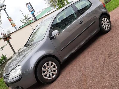 Brugt VW Golf IV 115 HK (84 kW) 2004 Grå Hatchback