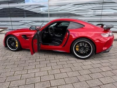 Mercedes AMG GT R
