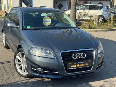 Gebraucht Audi A3 Ambition 125 PS (91 kW) 2011 Grau Kleinwagen