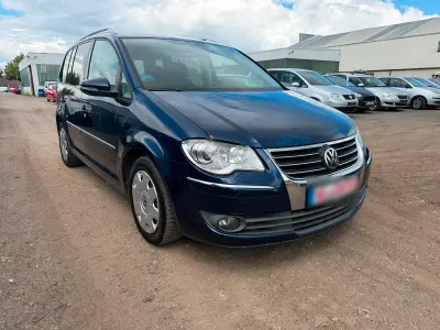 Gebraucht VW Touran 105 PS (77 kW) 2009 Blau Van / Kleinbus