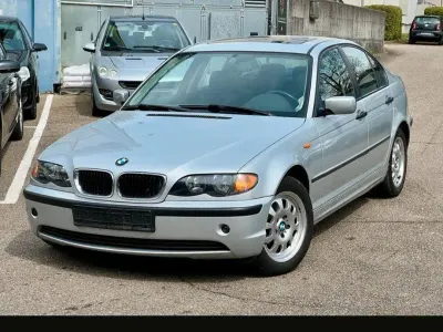 Gebraucht BMW 318 143 PS (105 kW) 2004 Silber Limousine