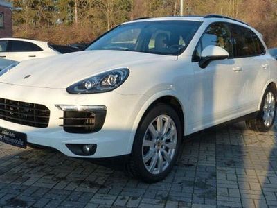 Gebraucht Porsche Cayenne Platinum Edition 324 PS (238 kW) 2017 Weiss SUV
