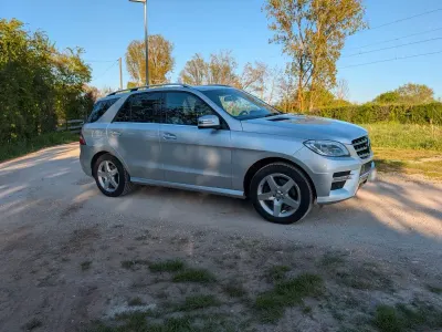 Gebraucht Mercedes ML350 258 PS (189 kW) 2015 Grau SUV