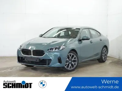 Gebraucht BMW 220 Sport Line 163 PS (119 kW) 2025 Grün Coupé