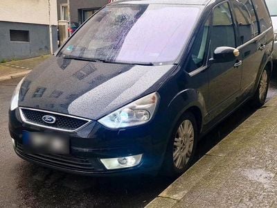 Second-hand Ford Galaxy 175 CP (128 kW) 2008 Negru Monovolum