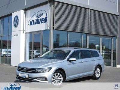 Gebraucht VW Passat 150 PS (110 kW) 2024 Silber Kombi
