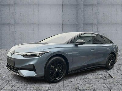 Blau Neu 2025 VW ID.7 Pro Kleinwagen | 60.900 € (Fairer Preis)