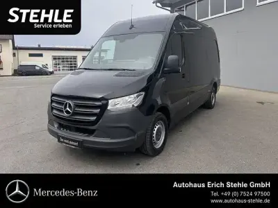 Używany Mercedes Sprinter 170 KM (125 kW) 2021 Czarny Van
