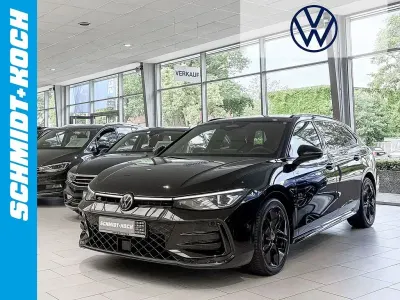 Gebraucht VW Passat R-line 193 PS (141 kW) 2024 Grau Kombi
