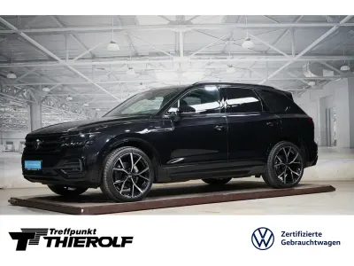 Gebraucht VW Touareg R-line 286 PS (210 kW) 2022 Deep black perleffekt SUV
