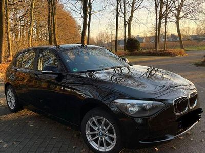 Schwarz Gebraucht 2014 BMW 116 Advantage Kleinwagen | 9.999 € (Etwas zu teuer)