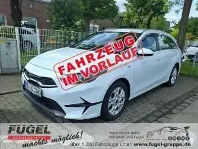 Gebraucht Kia Ceed Sportswagon Vision 160 PS (117 kW) 2022 Cararraweiss Kombi