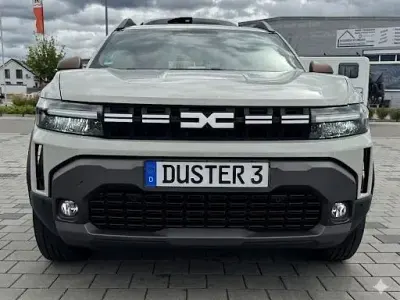 Gebraucht Dacia Duster Extreme 141 PS (103 kW) 2024 Andere farben SUV