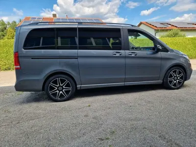 Gebraucht Mercedes V250 190 PS (139 kW) 2021 Selenitgrau Van / Kleinbus