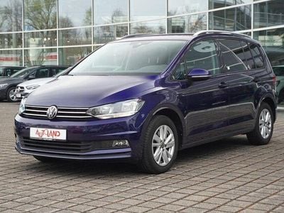 Gebraucht VW Touran Comfortline 150 PS (110 kW) 2022 Blau Van / Kleinbus