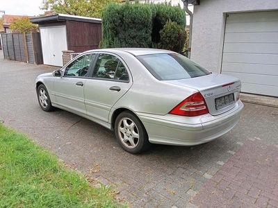Mercedes C180