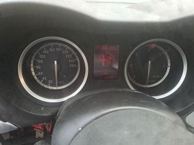 Rot Gebraucht 2006 Alfa Romeo 159 Progression Kombi | 3.000 € (Fairer Preis)