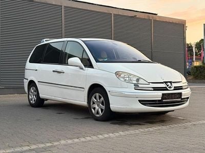 Peugeot 807