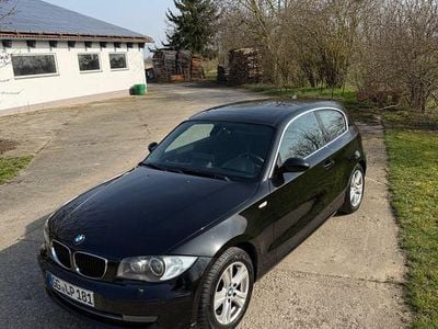Gebraucht BMW 118 Advantage 143 PS (105 kW) 2008 Schwarz Kleinwagen
