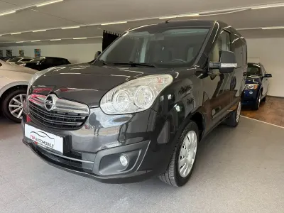 Gebraucht Opel Combo 95 PS (69 kW) 2012 Schwarz Van / Kleinbus