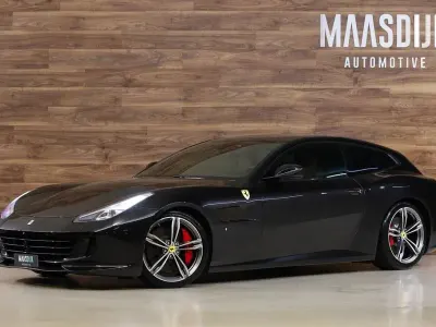 Gebraucht Ferrari GTC4Lusso 689 PS (506 kW) 2017 Schwarz Kombi