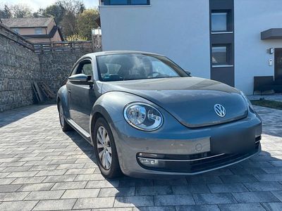 Usata VW Beetle 105 CV (77 kW) 2012 Grigio Utilitaria