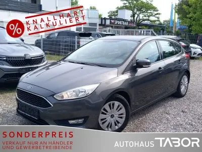 Brugt Ford Focus Trend 101 HK (74 kW) 2015 Grå Sedan