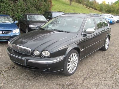 gebraucht Jaguar X-type 2.2 D Estate ohne TÜV wegen viel Rost