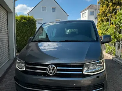 Używany VW Transporter 150 KM (110 kW) 2019 Szary Van