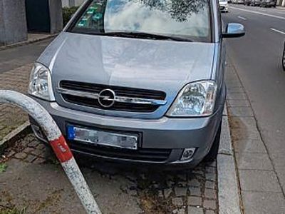 Usata Opel Meriva Edition 90 CV (66 kW) 2005 Grigio Monovolume