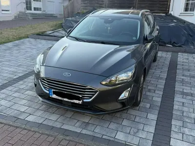 Gebraucht Ford Focus Cool & Connect 150 PS (110 kW) 2019 Grau Kombi
