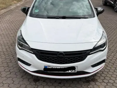 Gebraucht Opel Astra 110 PS (80 kW) 2016 Weiß Kombi
