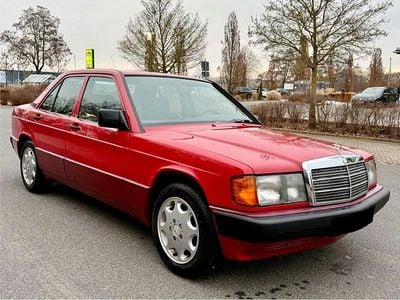 Usata Mercedes 190 109 CV (80 kW) 1993 Rosso Berlina