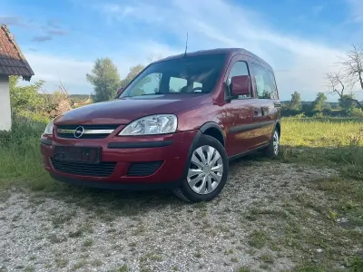 Gebraucht Opel Combo 90 PS (66 kW) 2006 Van / Kleinbus