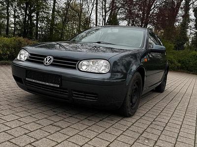 Gebraucht VW Golf IV 75 PS (55 kW) 2000 Grau Kleinwagen