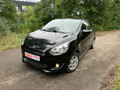 Gebraucht Mitsubishi Space Star 80 PS (58 kW) 2013 Schwarz Van / Kleinbus