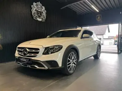 Gebraucht Mercedes E400 Avantgarde 340 PS (250 kW) 2020 Weiß Limousine